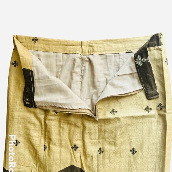 Damask print embroidered collar Skirt and Blouse Set. size large - Picture 9 of 10